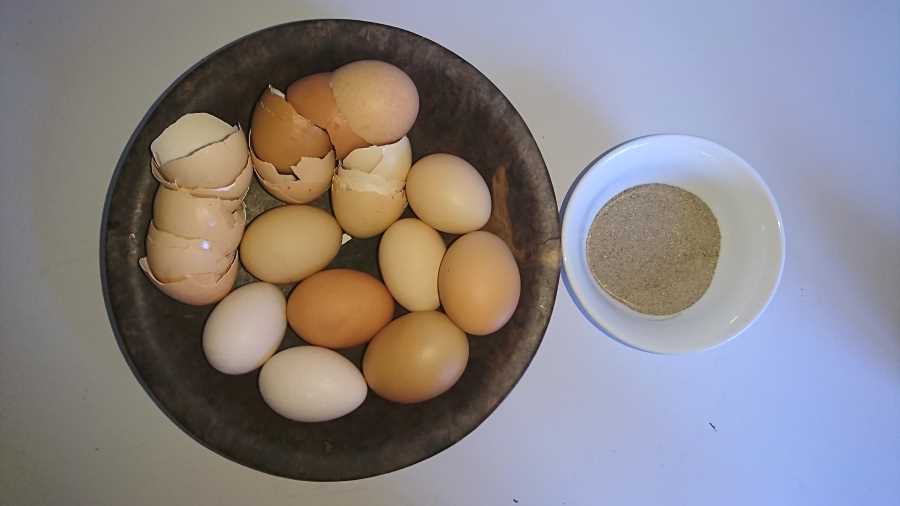 Pictures of eggs, eggshells and a bowl of eggshell powder. Eggshell powder is a great source of calcium on the carnivore diet