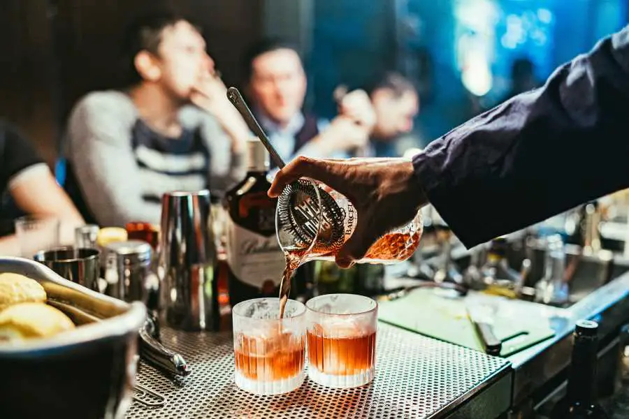should-you-drink-alcohol-on-the-carnivore-diet