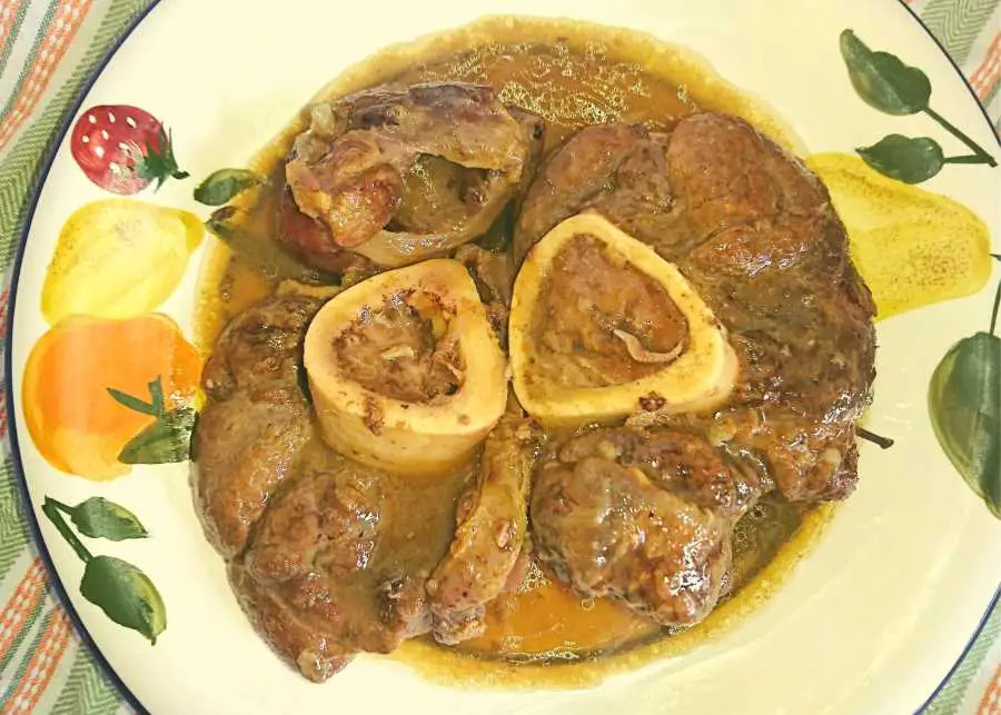 Carnivore osso bocu in a plate – Copy Carnivore osso bocu in a plate