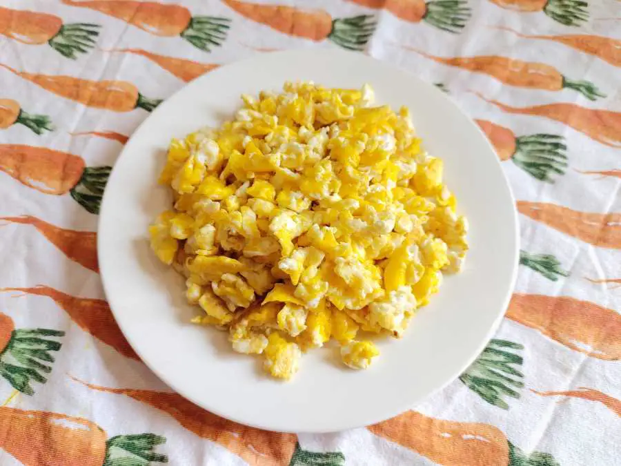 cooked eggs on a plate