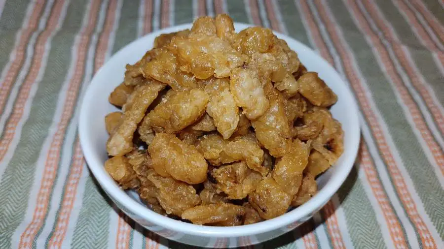 beef fat chips in a bowl