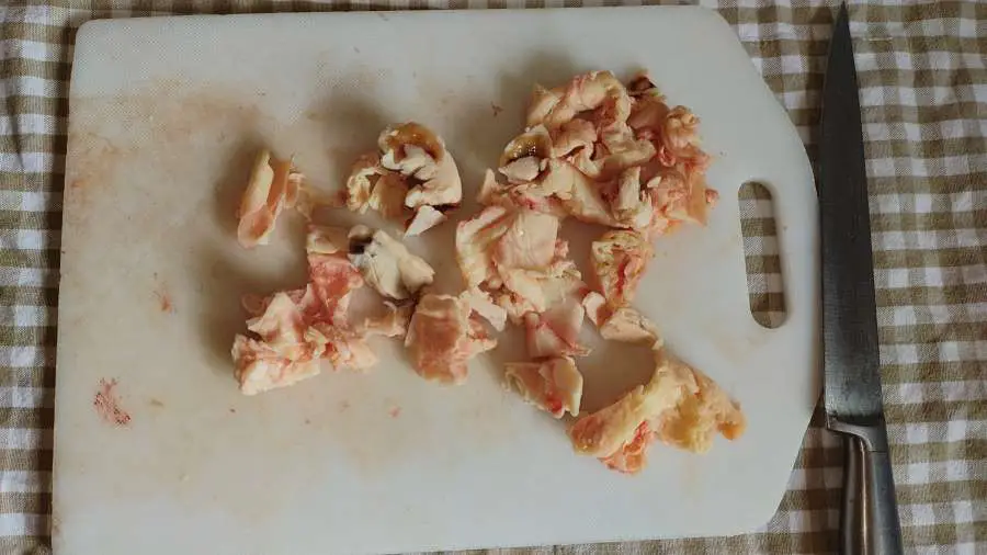Connective tissues and lumps removed